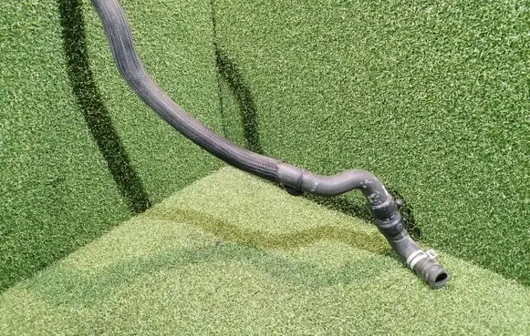 Opel Vivaro Engine coolant pipe/hose 93455617 924100144R