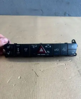 Mercedes-Benz ML W164 Seat heating switch A1648700358
