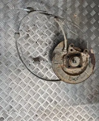 Toyota Corolla Verso E121 Rear wheel hub