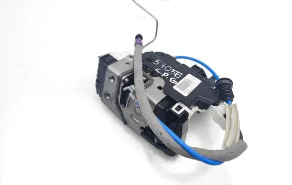 Mercedes-Benz A W176 Rear door lock A2047303535 A2040085999