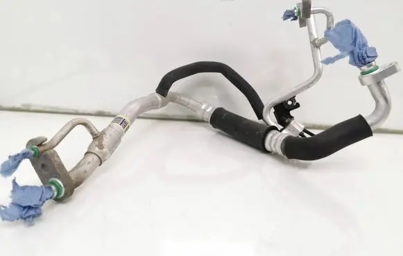 KIA Soul Air conditioning (A/C) pipe/hose