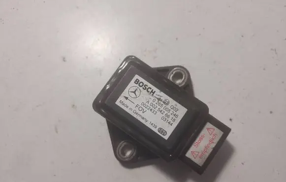 Mercedes-Benz E W211 ESP acceleration yaw rate sensor A0025426618 0022433 0265005246