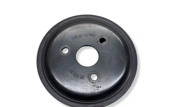 Opel Corsa C Water pump pulley 90531737