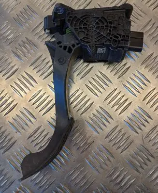 Volkswagen T-Cross Accelerator throttle pedal 2Q1723503 19119B1 06NS7807