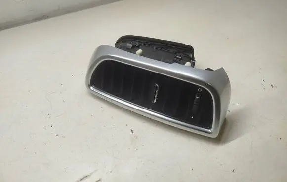 Porsche Cayenne (92A) Dash center air vent grill 7p5819728a 4590022602