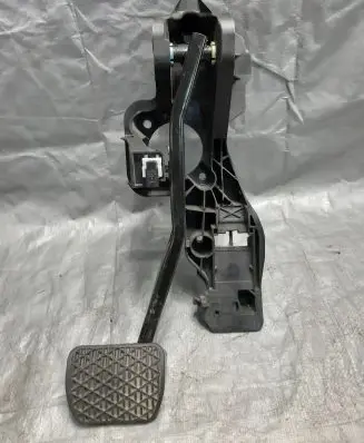 Mercedes-Benz GLB x247 Brake pedal A1772901000