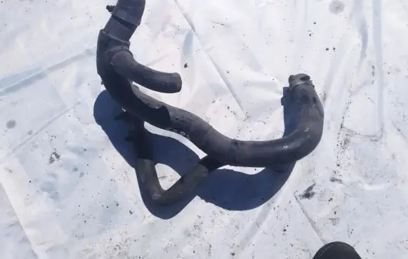 Volkswagen Golf III Engine coolant pipe/hose