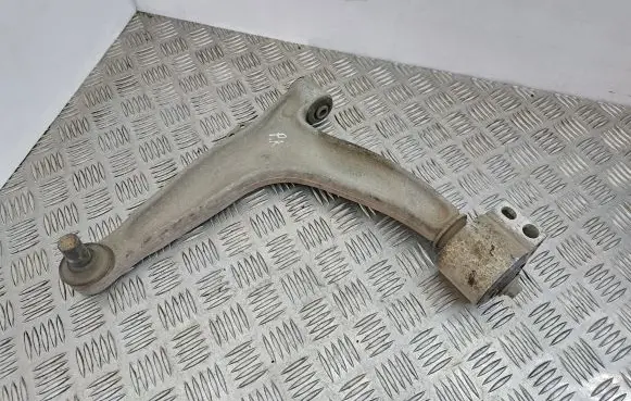 Opel Signum Front lower control arm/wishbone