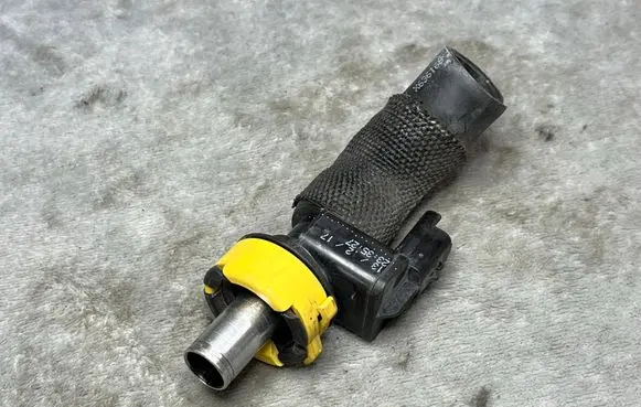 Citroen Jumpy Rear glass lock/latch C284 9674810880