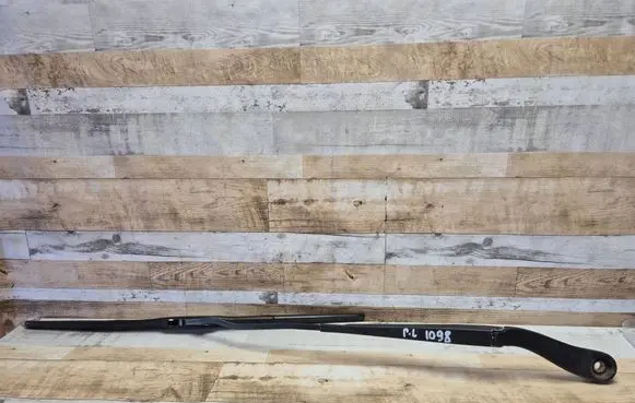 Dodge Journey Front wiper blade arm 05116305AC 05116305