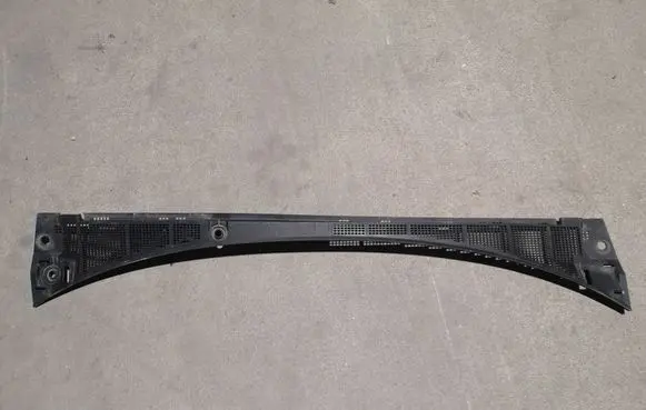Renault Megane IV Wiper trim 668115544R 108784A0