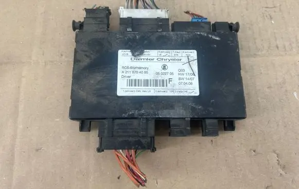 Mercedes-Benz ML W164 Seat control module A2118704085 05022705