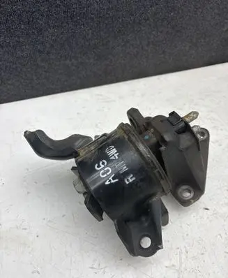 KIA Sorento Engine mount bracket 218322P950PH