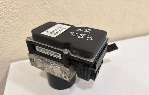 Skoda Fabia Mk2 (5J) ABS Pump 0265800636