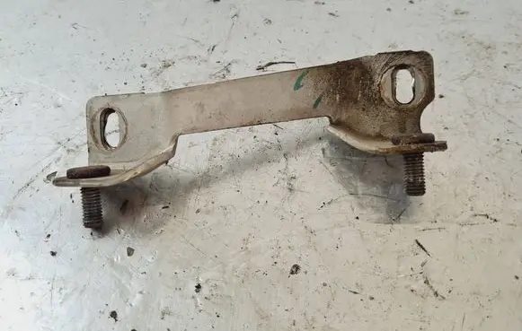 Peugeot 3008 II Other engine bay part