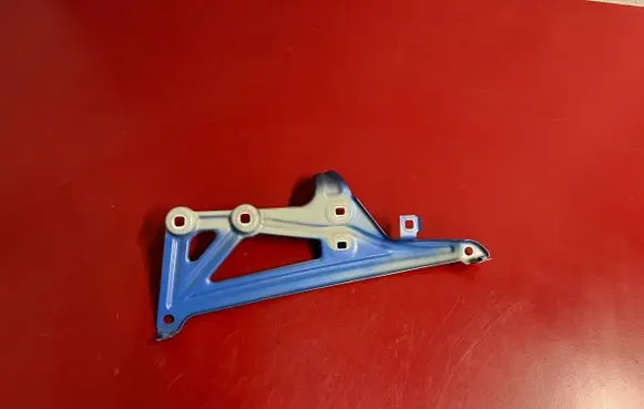 BMW X1 F48 F49 Fender mounting bracket 7329448
