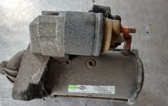 Renault Koleos I Starter motor 23300JG70A