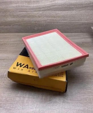 Opel Corsa F Air filter 9813908880 C24036