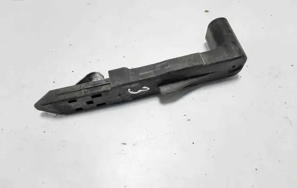 Volvo XC60 Headlight/headlamp mounting bracket 89075546 30763155