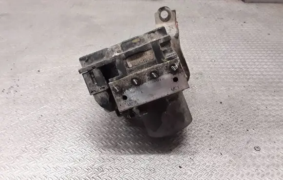 Toyota Corolla Verso AR10 ABS Pump 0265234222 445400F020