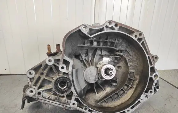 Opel Astra H Manual 5 speed gearbox F17C394 OPEL1618