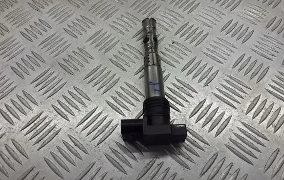 Volkswagen Fox High voltage ignition coil 03D905715A