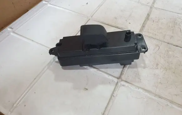 Mazda 6 Electric window control switch GS1D66370 03124600