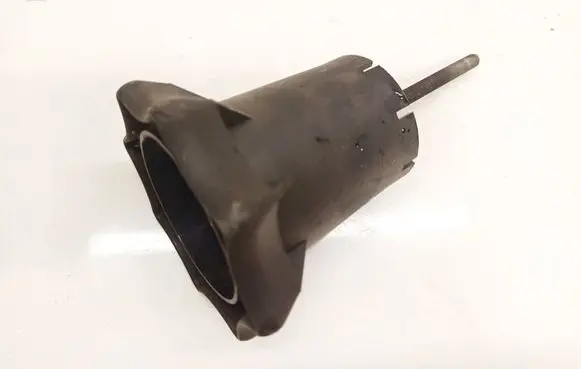 Volkswagen PASSAT B5.5 Spare wheel bolt 