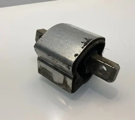 Mercedes-Benz E W211 Gearbox mount A2122400418 2122400418