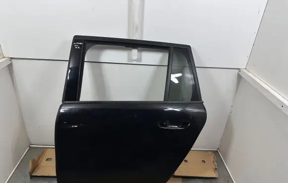 Citroen C4 SpaceTourer Rear door