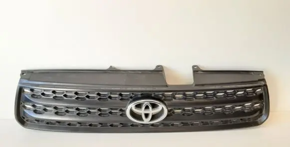Toyota RAV 4 (XA20) Front bumper upper radiator grill 5311142070