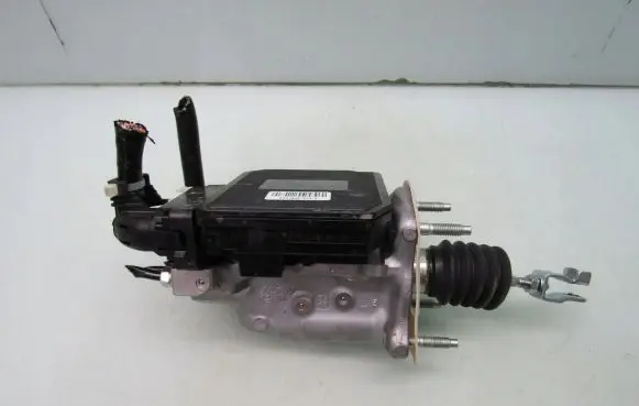 Honda HR-V Master brake cylinder 2H15C0493