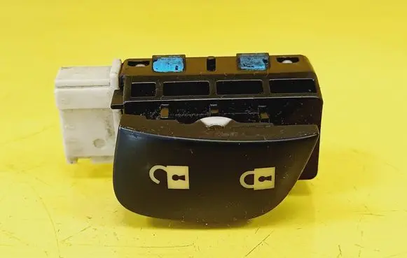 Central locking switch button