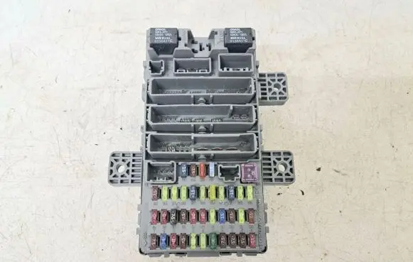 Honda Civic Fuse module