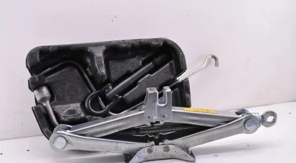 Toyota Verso-S Lift Jack 7523152010