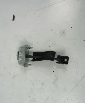 Volkswagen PASSAT B6 Front door check strap stopper 