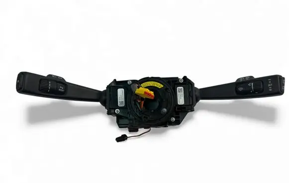 Volvo V70 Indicator stalk 31343662