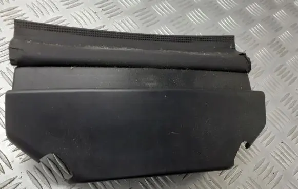 Opel Zafira B Steering wheel column trim 13186374