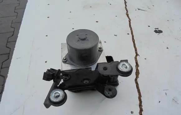 Ford S-MAX ABS Pump