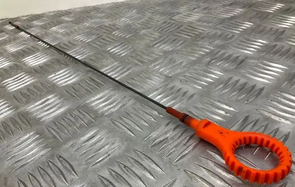 Oil level dip stick