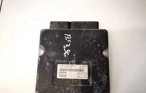 Mercedes-Benz E W211 Engine control unit/module a2711531779 5wk90449
