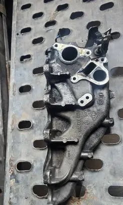 Mercedes-Benz C W205 Intake manifold 140033370R