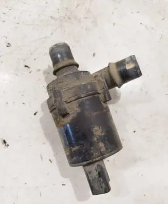 Peugeot 5008 Electric auxiliary coolant/water pump 702059090