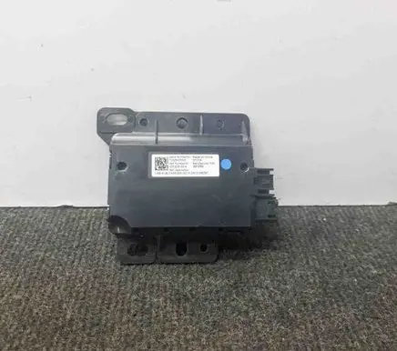Tesla Model 3 USB control unit 109329500A 35012502