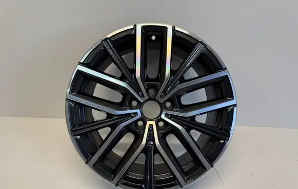 BMW X1 U11 R18 alloy rim 6891179