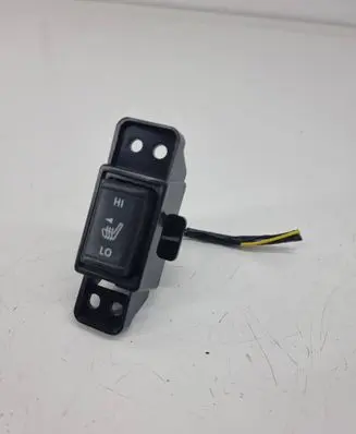 Nissan Leaf I (ZE0) Seat heating switch 689tc3nl0a