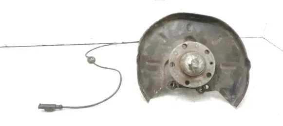 Alfa Romeo GT Rear wheel hub spindle/knuckle 