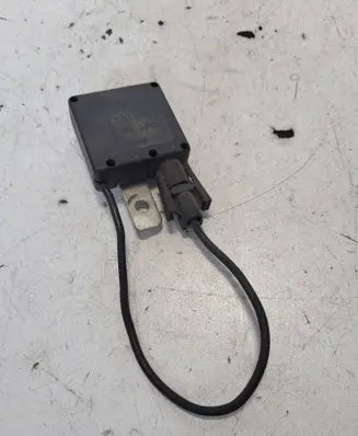 BMW X5 E53 Aerial antenna amplifier 8380945