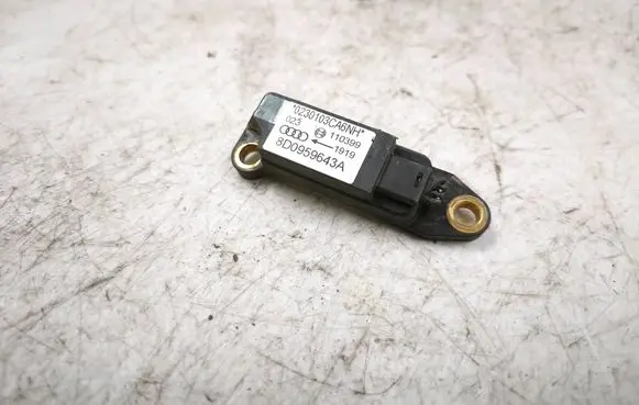 Audi A4 S4 B5 8D Airbag deployment crash/impact sensor 8D0959643A 0230103CA6NH 110399