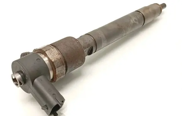 Volvo XC70 Fuel injector 30750283 0986435